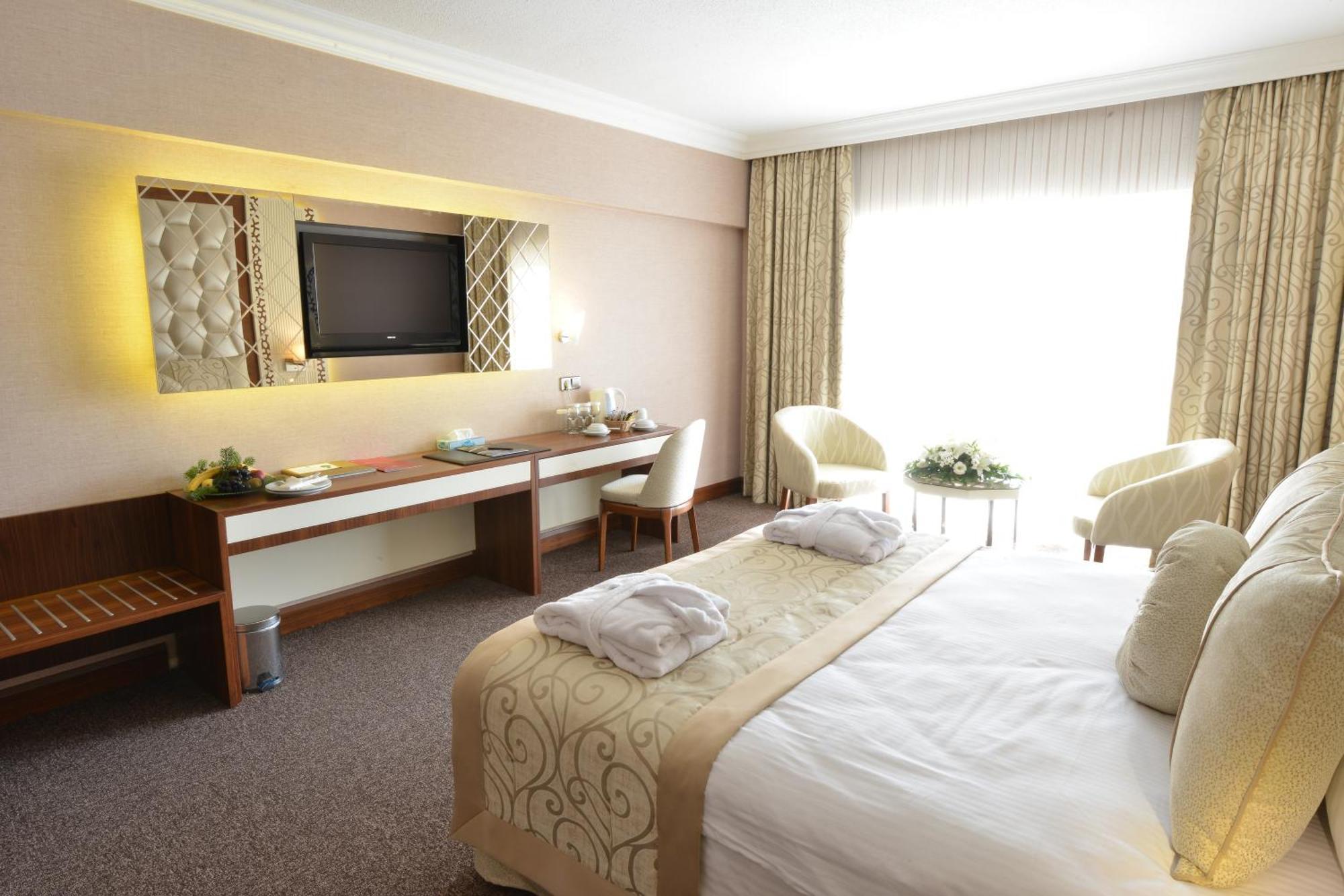 Anadolu Hotels Esenboga Thermal الغرفة الصورة